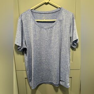 Women’s Sri-Fit Nike Light Blue Short Sleeve Shirt, Size 1x